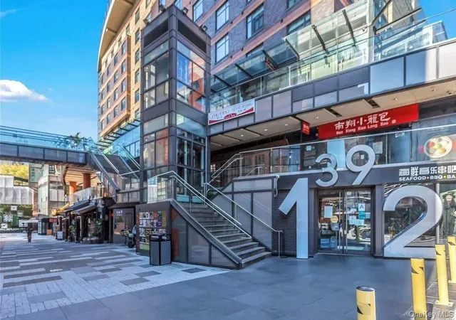 2nd image of 39 16 Prince St #7E, Flushing, NY 11354 | MLS# 981669