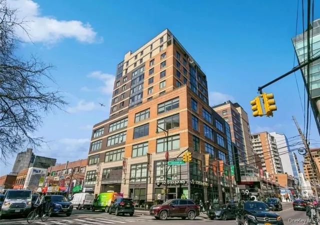 3rd image of 39-16 Prince St #7E, Flushing, NY 11354 | MLS# 981669