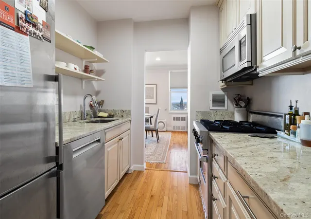 5th image of 360 Westchester Ave #522, Rye Town, NY 10573 | MLS# 981708