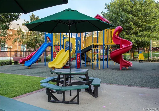 2nd image of 26033 73rd Ave, Glen Oaks, NY 11004
