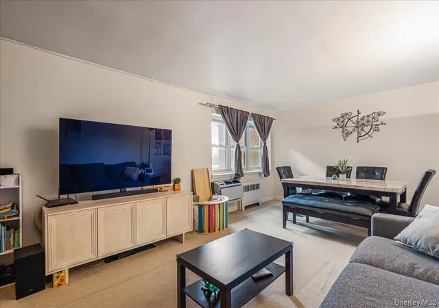 3rd image of 14455 Melbourne Ave, New York, NY 11367