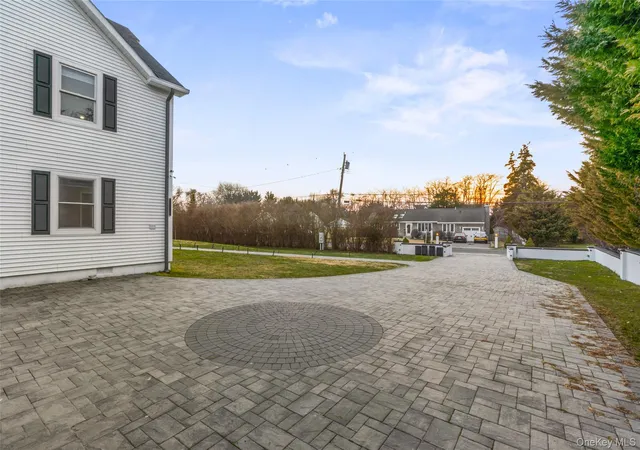 Homes for sale in Brookhaven, NY | 345 Durkee Ln, Brookhaven, NY 11772 | MLS# 981807