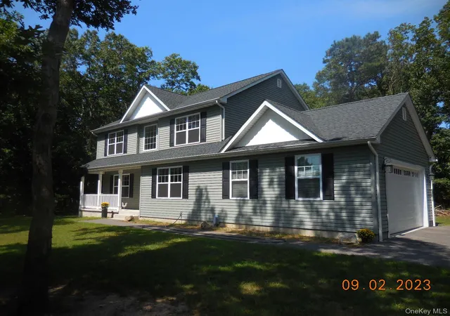 2nd image of 230 Expressway Dr N, Medford, NY 11763 | MLS# 981826