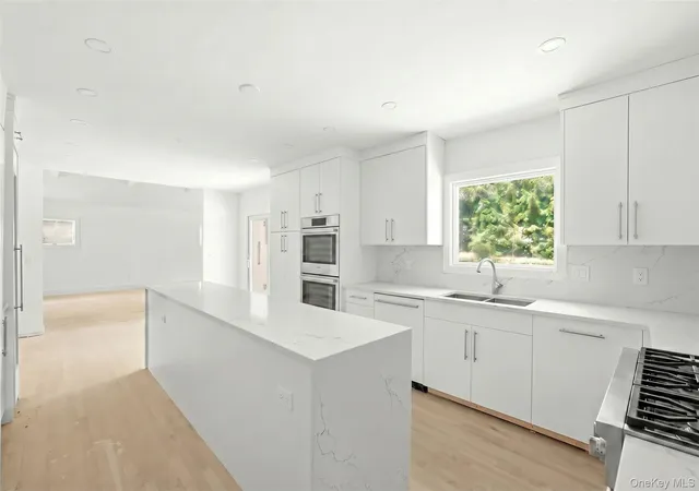 Photo 3 of Sale Pending at 79 Penn Rd, Scarsdale, NY 10583 | MLS# 981850 | Listing updated on 2026-08-19