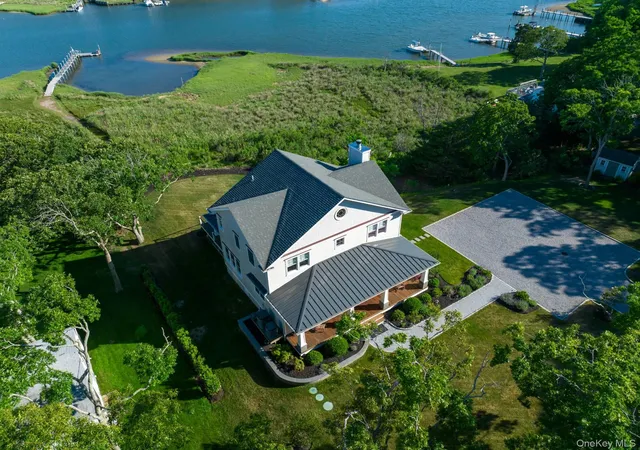 3rd image of 1940 Mason Dr, Cutchogue, NY 11935 | MLS# 981891