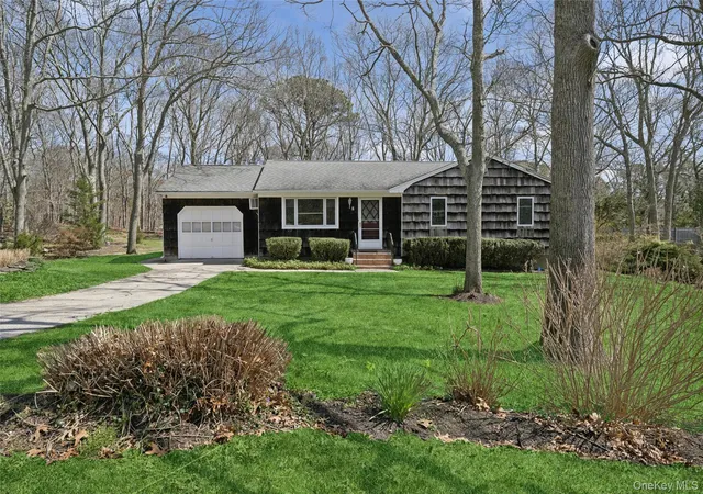 Photo 1 of Sale Pending at 4 Columbine Ave S, Hampton Bays, NY 11946 | MLS# 981892 | Listing updated on 2026-06-21