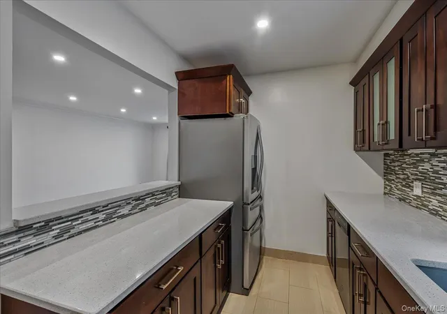 Photo 3 of Sale Pending at 7423 Ridge Blvd #6C, Brooklyn, NY 11209 | MLS# 981899 | Listing updated on 2026-06-03