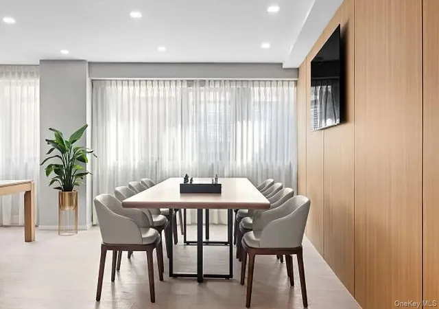 3rd image of 40-22 61St St #2M, Woodside, NY 11377 | MLS# 981900