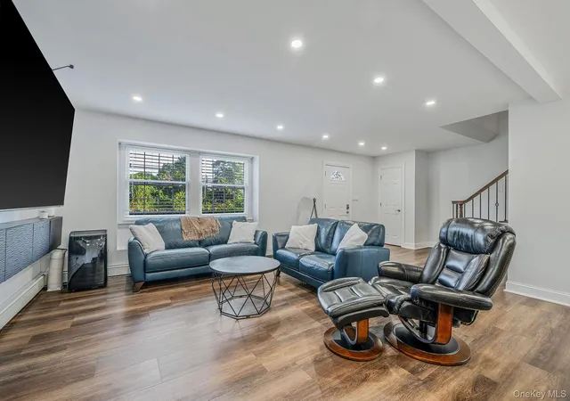 3rd image of 360 Woodside Ave, Bellport, NY 11713 | MLS# 981920