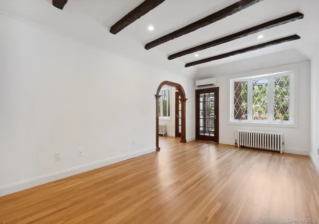Listing Photo 3 - Condo for sale in building located at 64-23 Alderton St, New York, NY 11374 - Unit #PH