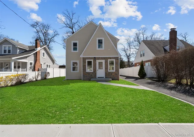 2nd image of 65 Mount Joy Ave, Hempstead, NY 11520 | MLS# 981935