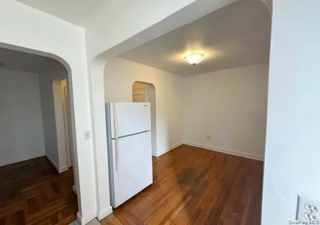 5th image of 3017 Riverdale Ave, New York, NY 10463