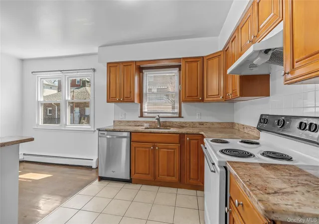 3rd image of 396 Columbus Ave, Eastchester, NY 10707 | MLS# 981980