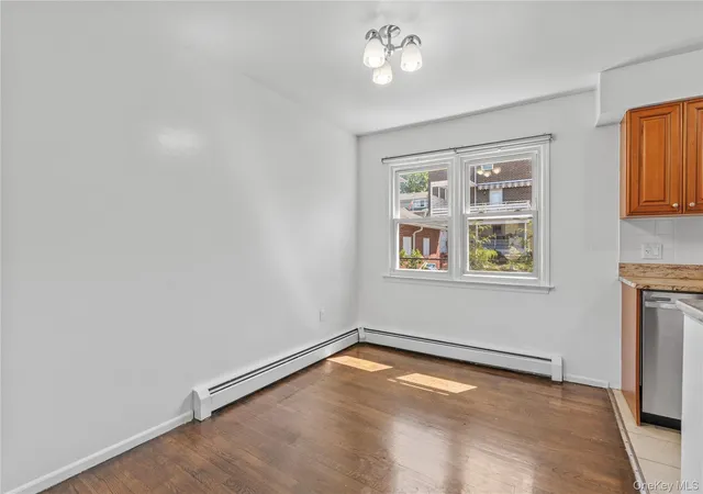 5th image of 396 Columbus Ave, Eastchester, NY 10707 | MLS# 981980