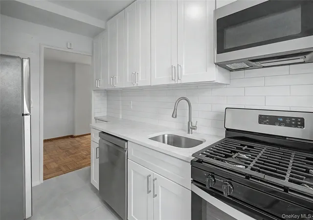 2nd image of 21 85 34th Ave #3B, Astoria, NY 11106 | MLS# 982020