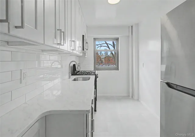 4th image of 21-85 34Th Ave #3B, Astoria, NY 11106 | MLS# 982020