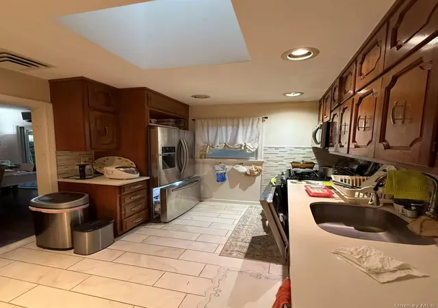 Photo 3 of Sale Pending at 6447 215th Street, New York, NY 11364 | MLS# 982161 | Listing updated on 2026-04-13