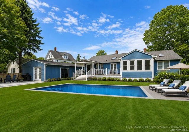 1st image of 10940 Main Rd, East Marion, NY 11939 | MLS# 982221