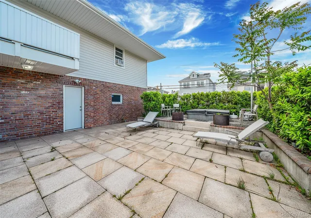 5th image of 105 Vermont St, Long Beach, NY 11561 | MLS# 982241