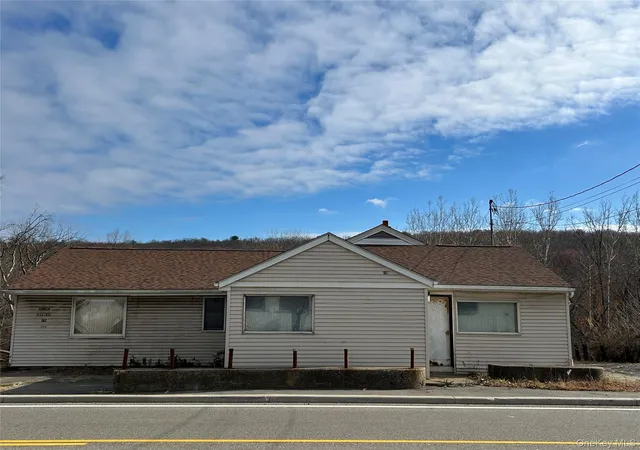 Photo 1 of Multi family home for sale at 264 Orange Turnpike, Sloatsburg, NY 10974 | MLS# 982248 | Listing updated on 2026-05-30