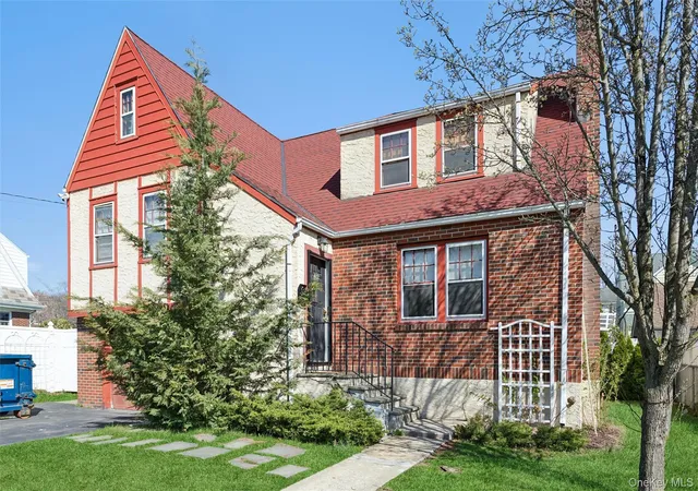 Homes for sale in Rye Town, NY | 229 N Regent St, Rye Town, NY 10573 | MLS# 982253