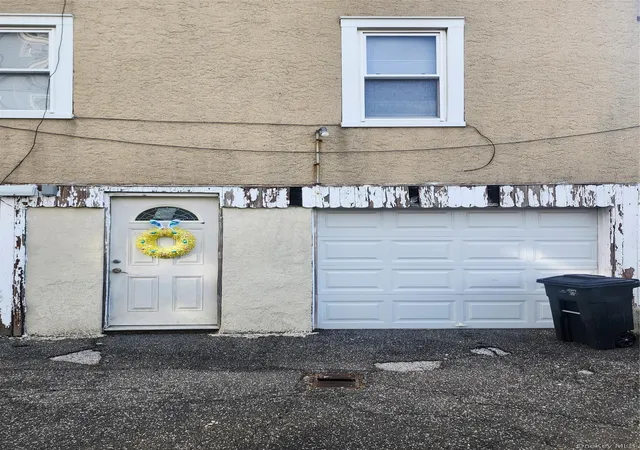 Listing Photo 2 - Condo for sale in building located at 129 Hillside Ave, Mount Vernon, NY 10553 - Unit #