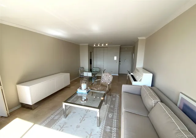 Homes for sale in New York, NY | 26910 Grand Central Pkwy #3X, New York, NY 11005 | MLS# 982265