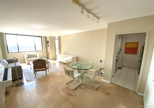 Homes for sale in New York, NY | 26910 Grand Central Pkwy #3X, New York, NY 11005 | MLS# 982265