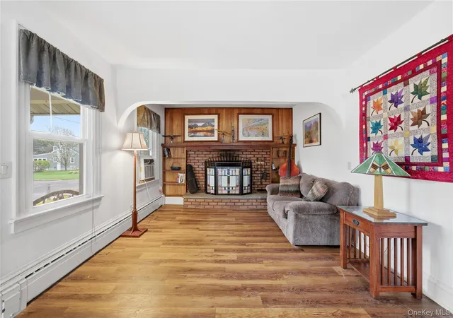 4th image of 147 Church Ave, Islip, NY 11751 | MLS# 982285