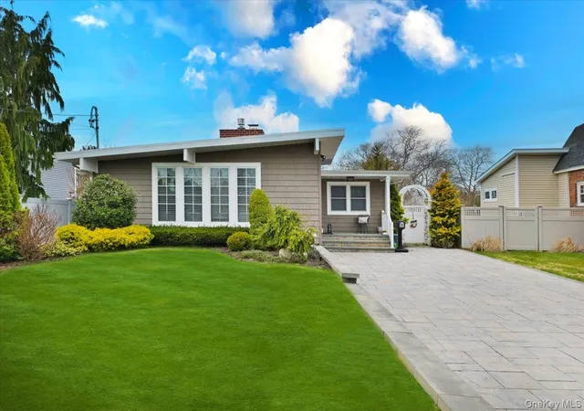 1st image of 17 Central Ave, Amityville, NY 11701 | MLS# 982309