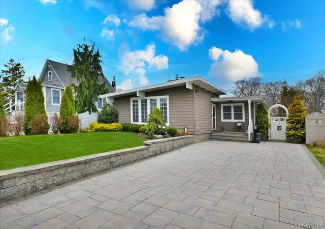 2nd image of 17 Central Ave, Amityville, NY 11701 | MLS# 982309