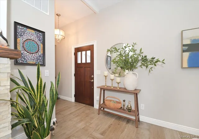 4th image of 17 Central Ave, Amityville, NY 11701 | MLS# 982309