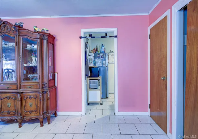Photo 4 of Sale Pending at 18 Blossom Ave, Brookhaven, NY 11742 | MLS# 982337 | Listing updated on 2026-08-23