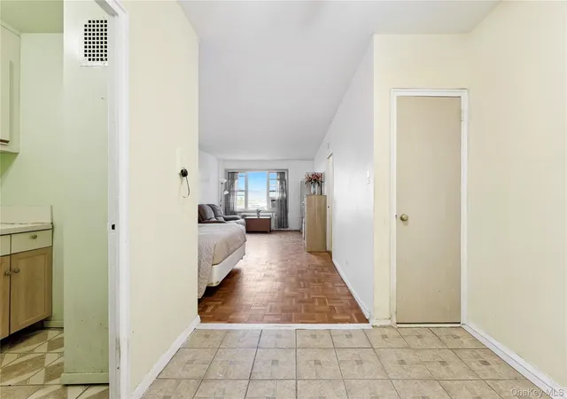 2nd image of 110-45 Queens Blvd #807, Forest Hills, NY 11375 | MLS# 982347