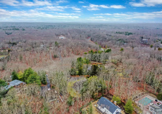 39th image of 128 Springy Banks Rd, East Hampton, NY 11937 | MLS# 982358