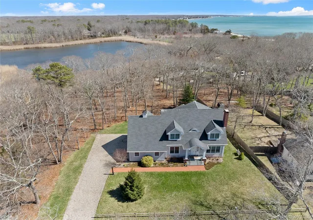 2nd image of 360 Masters Rd, Laurel, NY 11948 | MLS# 982422