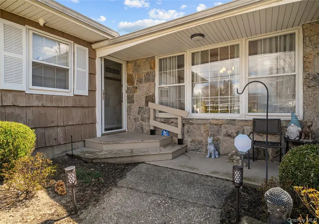 4th image of 50 Penn St, Port Jefferson Station, NY 11776 | MLS# 982425