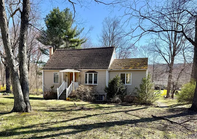 Homes for sale in Yorktown, NY | 2882 Lexington Ave, Yorktown, NY 10547 | MLS# 982465