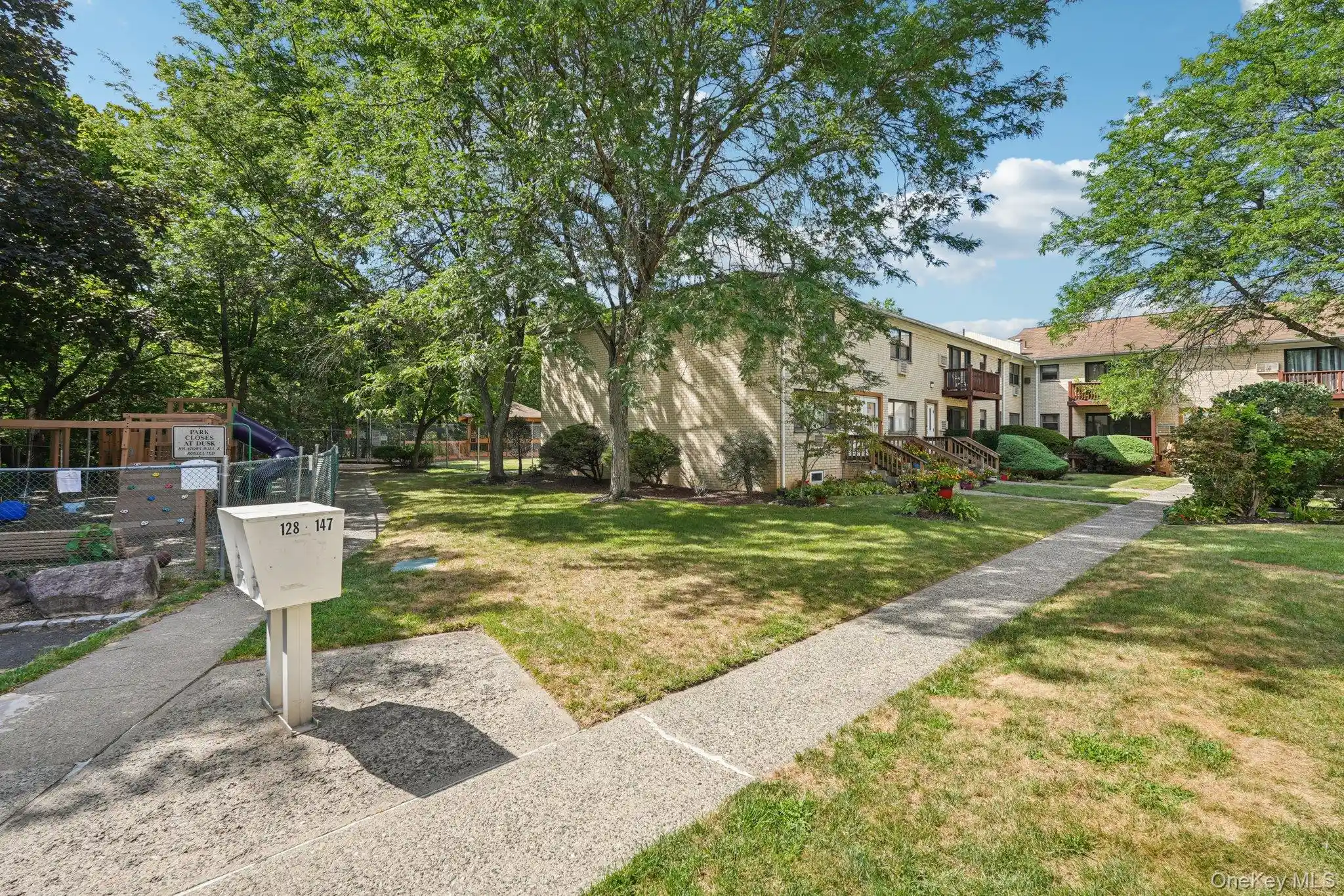 Listing Photo 2 - Condo for sale in 148 Sneden Pl W located at 148 Sneden Pl W, Ramapo, NY 10977 - Unit #148