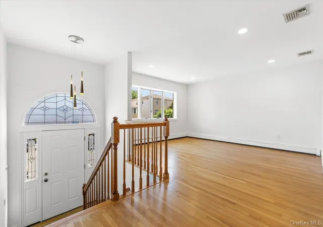 2nd image of 1 Bronxville Ln, Bronxville, NY 10708 | MLS# 982496