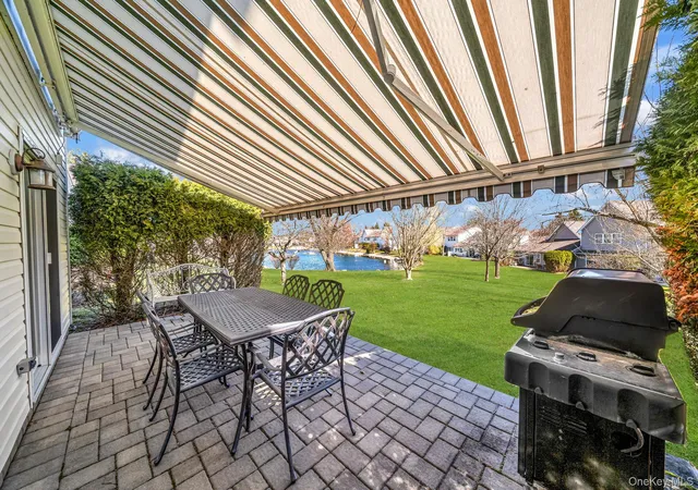 3rd image of 229 Erik Dr, East Setauket, NY 11733 | MLS# 982522