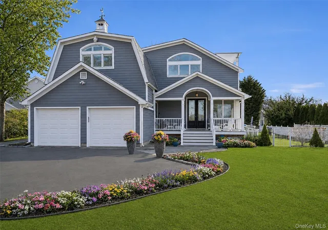 Photo 3 of Single family home for sale at 8 Cnl Way, Hampton Bays, NY 11946 | MLS# 982524 | Listing updated on 2026-09-01