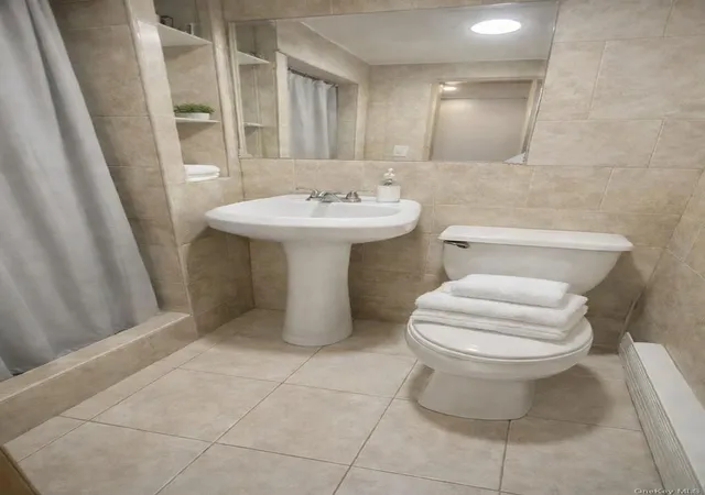 26th image of 4223 Gunther Ave, Bronx, NY 10466 | MLS# 982551