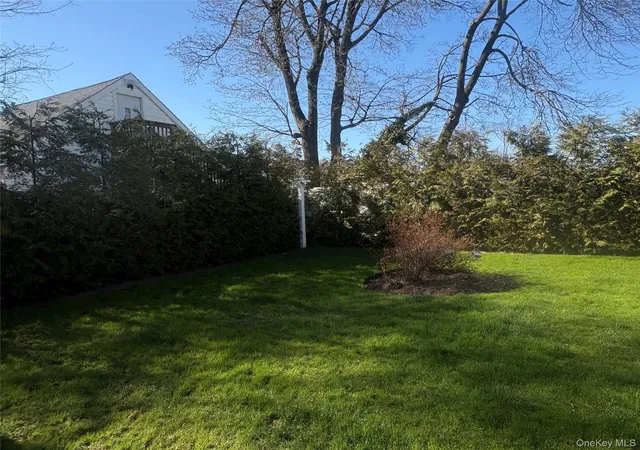 4th image of 25 Rutland Rd, Hempstead, NY 11520 | MLS# 982622