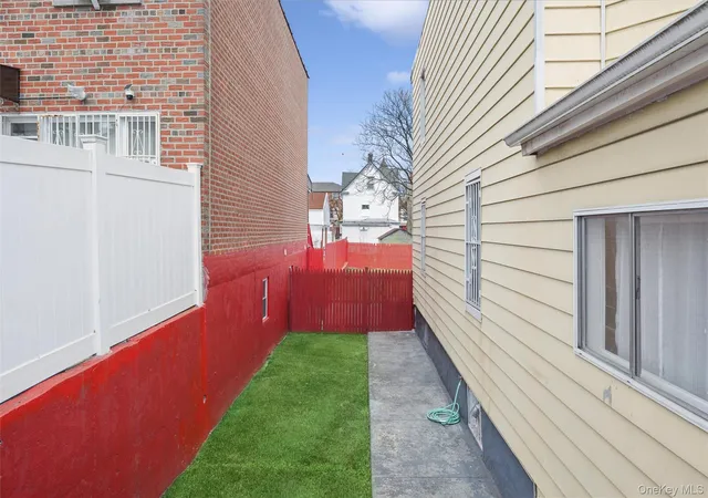 Photo 3 of Sale Pending at 2311 Ellis Ave, New York, NY 10462 | MLS# 982667 | Listing updated on 2026-08-04