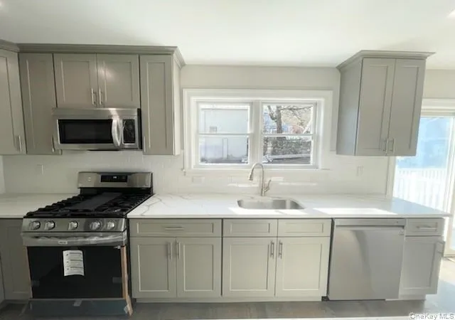 Photo 3 of Single family home for sale at 27 Church St, Highland Falls, NY 10928 | MLS# 982678 | Listing updated on 2026-04-21