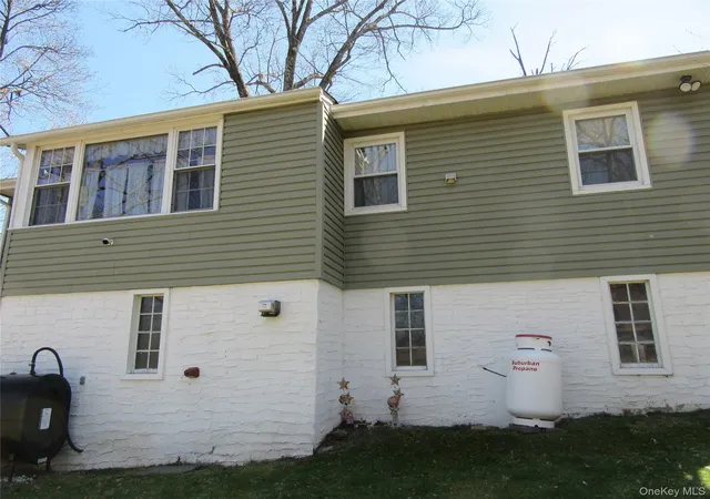 Homes for sale in Blooming Grove, NY | 28 Laurel Trl, Blooming Grove, NY 10950 | MLS# 982684