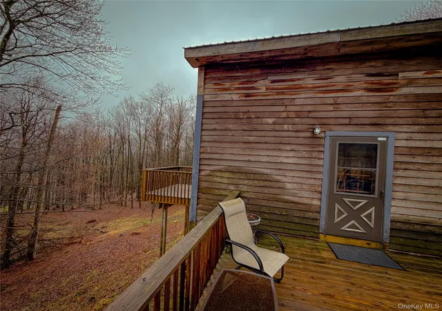 Homes for sale in Neversink, NY | 118 Whispering Pines Rd, Neversink, NY 12765 | MLS# 982728