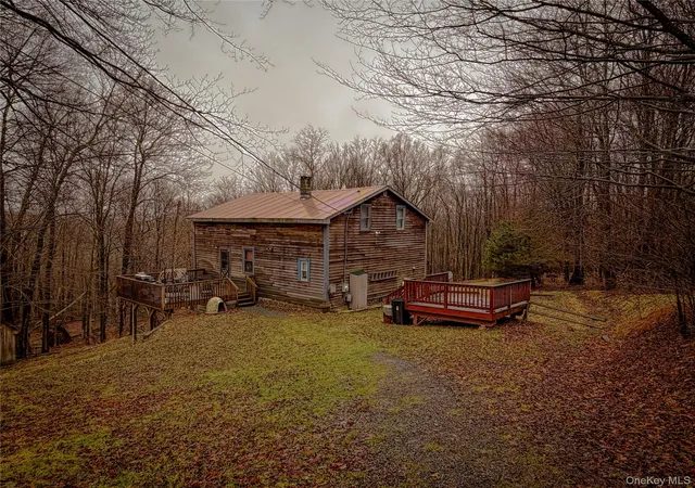 Homes for sale in Neversink, NY | 118 Whispering Pines Rd, Neversink, NY 12765 | MLS# 982728
