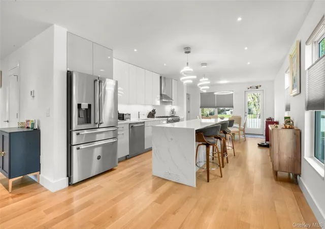 5th image of 208 Florence St, Mamaroneck, NY 10543 | MLS# 982782